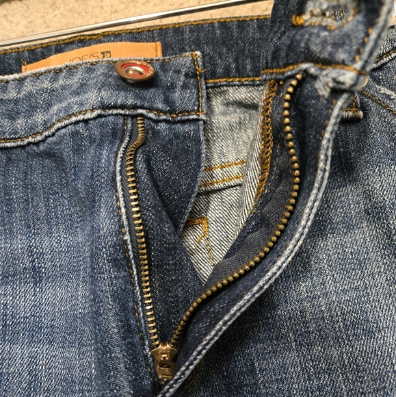 JOE'S Distressed Denim Mini Skirt With Front Slit. Size 31 - Picture 9 of 13